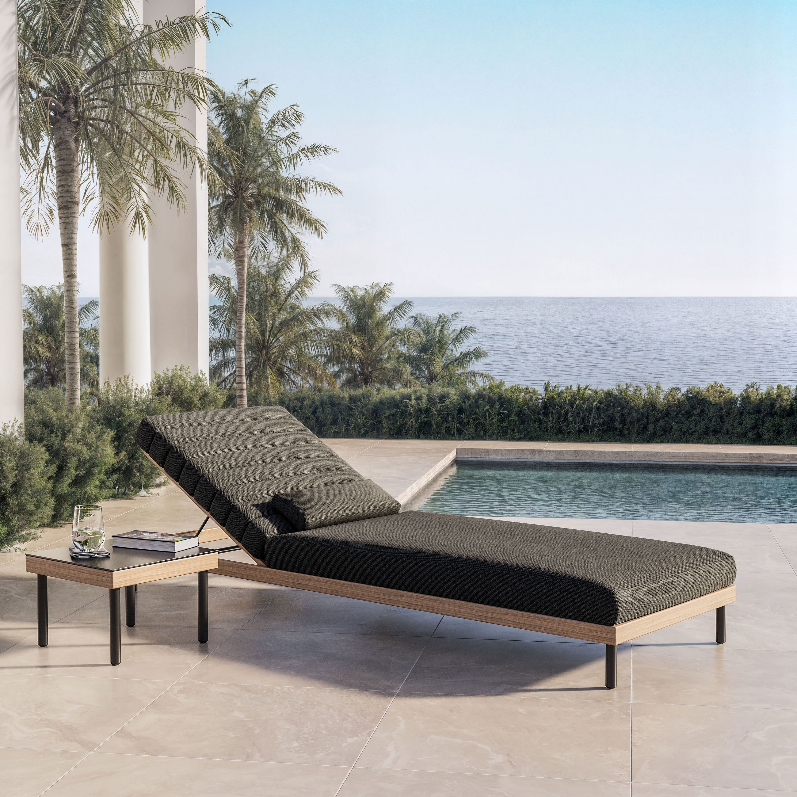 Luma Sun Lounger